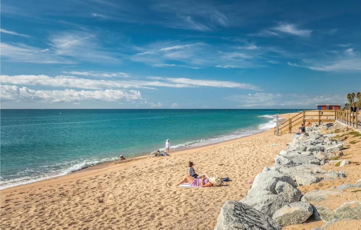 Homeholidaysrentals Atico Ocean Pineda De Mar Exterior foto