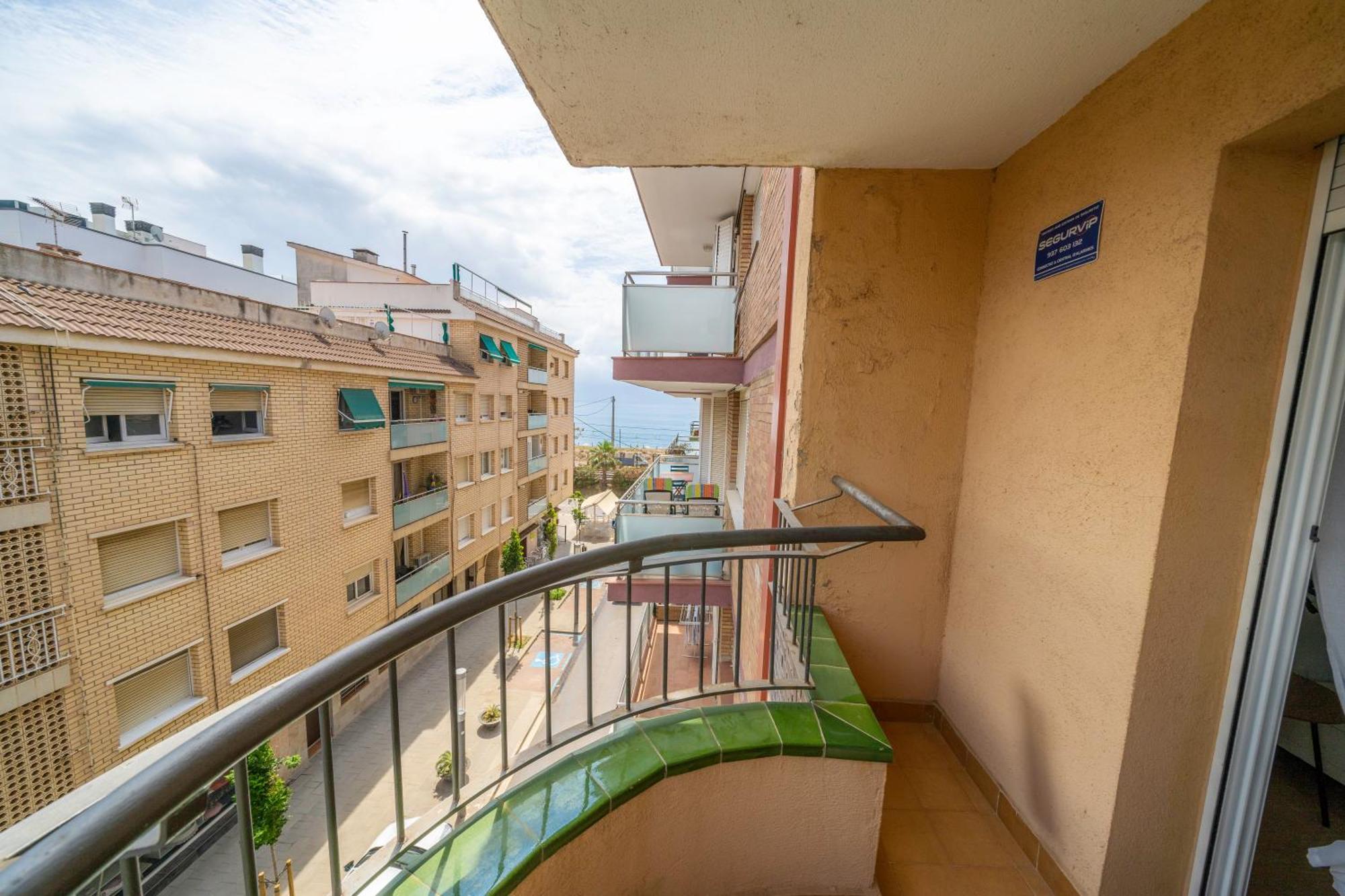 Homeholidaysrentals Atico Ocean Pineda De Mar Exterior foto