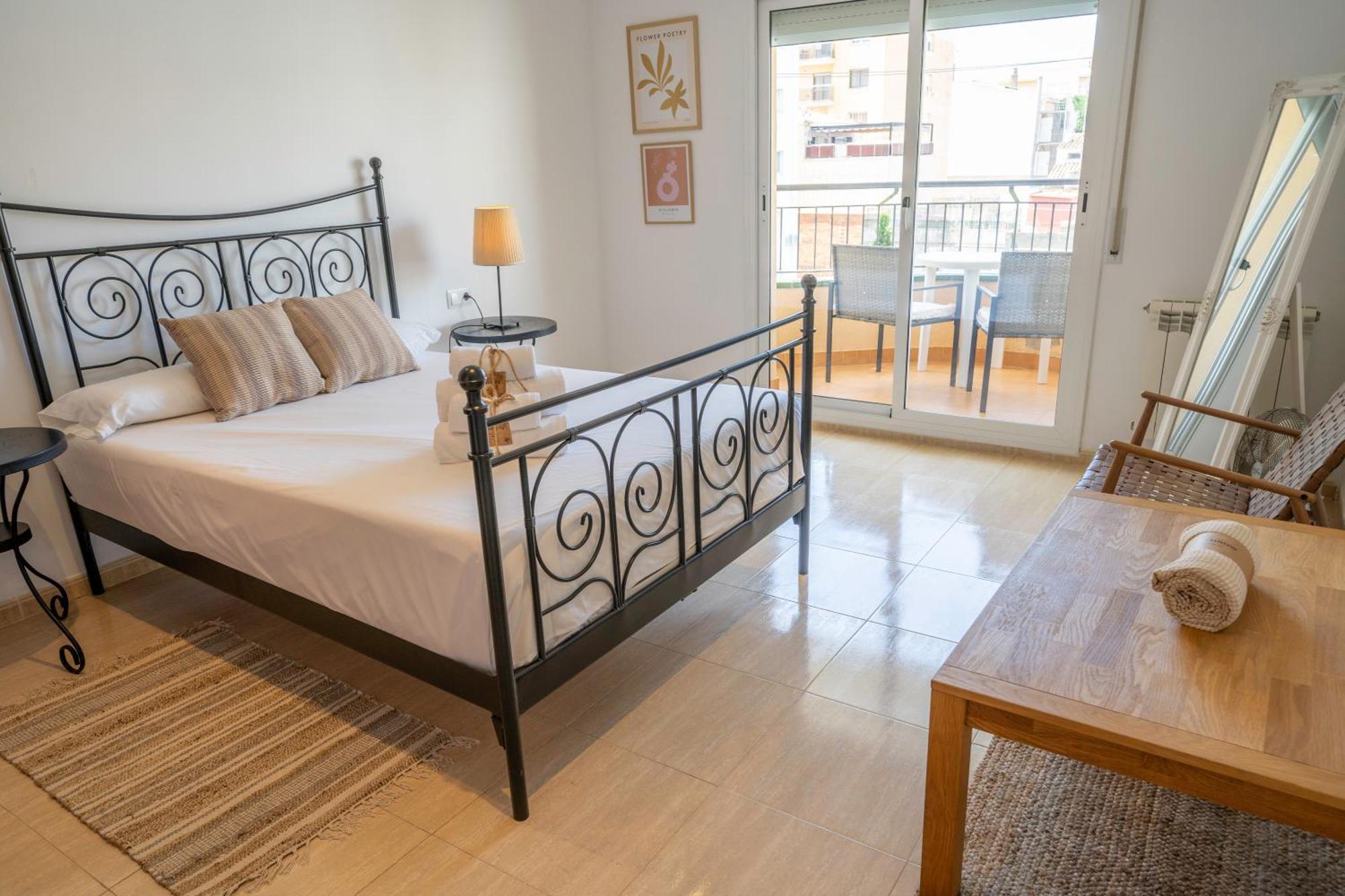 Homeholidaysrentals Atico Ocean Pineda De Mar Exterior foto